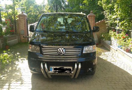 Продам Volkswagen T5 (Transporter) пасс. 2004 года в Черновцах