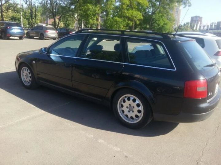 Продам Audi A6 Avant 2000 года в Киеве