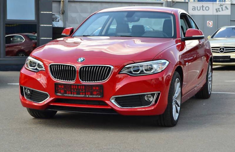 Продам BMW 2 Series 2017 года в Киеве