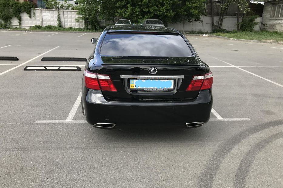 Продам Lexus LS 460 AWD Long 2009 года в Киеве