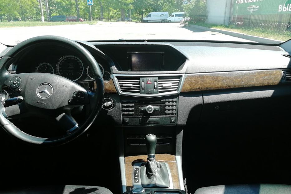 Продам Mercedes-Benz E-Class W 212 2010 года в Николаеве