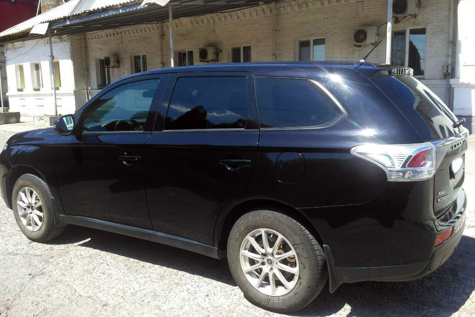 Продам Mitsubishi Outlander 2013 года в г. Кривой Рог, Днепропетровская область