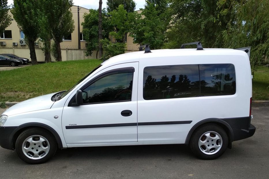 Продам Opel Combo пасс. 2003 года в Киеве