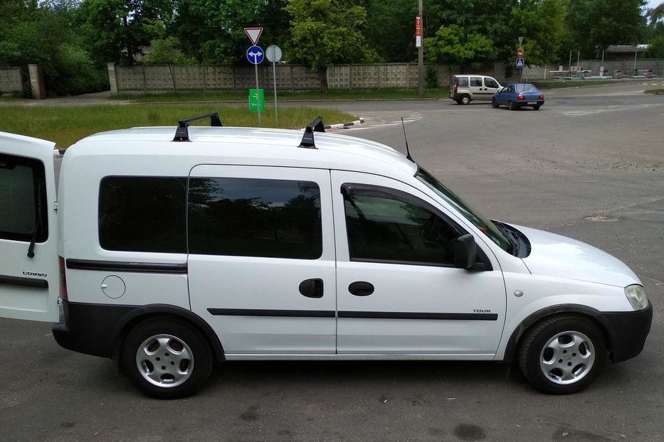 Продам Opel Combo пасс. 2003 года в Киеве