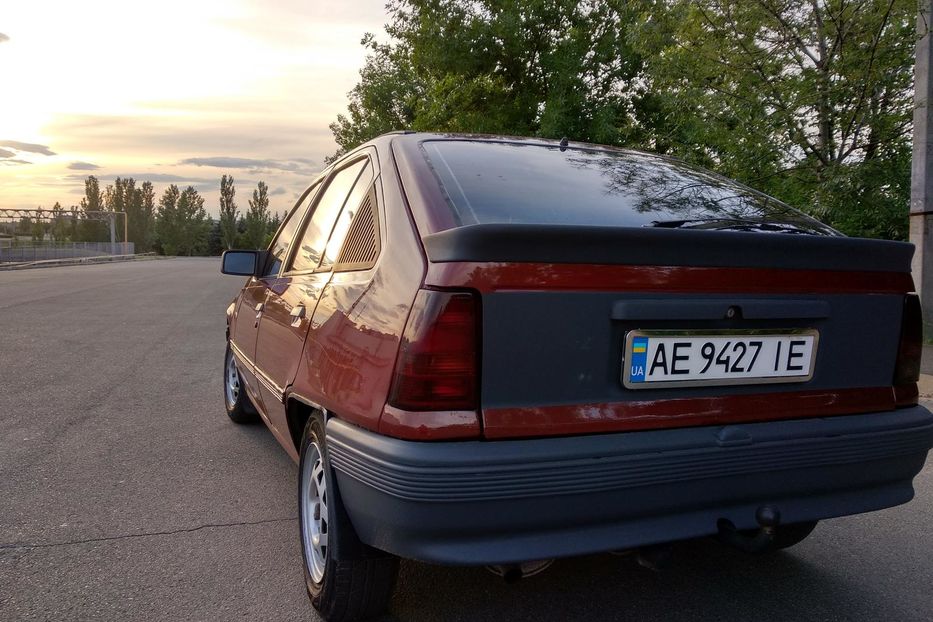 Продам Opel Kadett 1985 года в г. Кривой Рог, Днепропетровская область