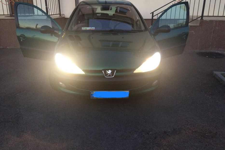 Продам Peugeot 206 2001 года в Киеве