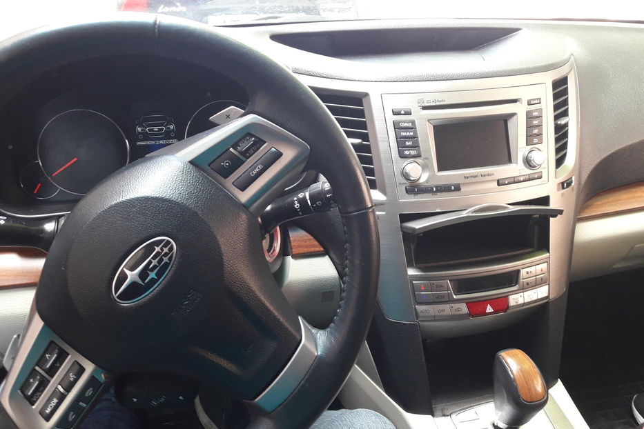 Продам Subaru Outback 2013 года в Ивано-Франковске