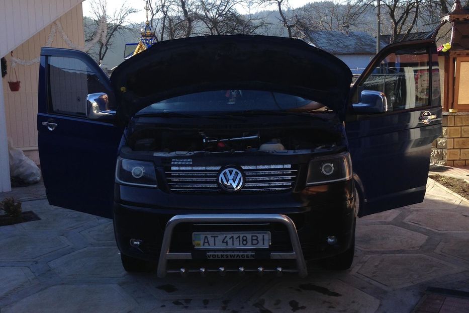 Продам Volkswagen T5 (Transporter) пасс. 2006 года в Ивано-Франковске
