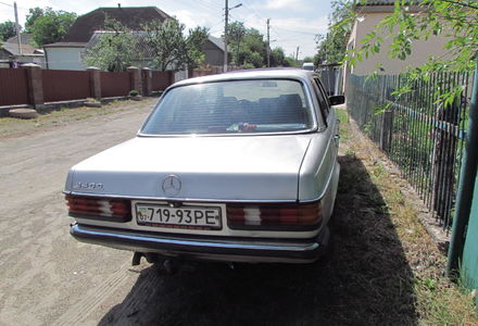 Продам Mercedes-Benz 300 123 1982 года в г. Малин, Житомирская область