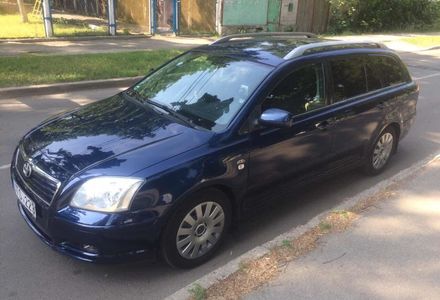 Продам Toyota Avensis 2004 года в Киеве