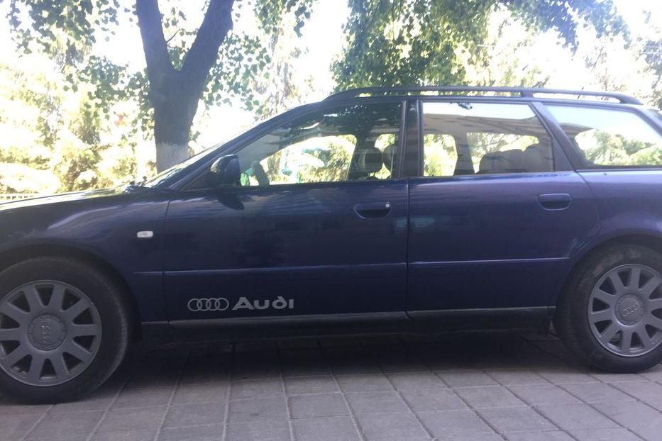 Продам Audi A4 универсал 2000 года в Виннице