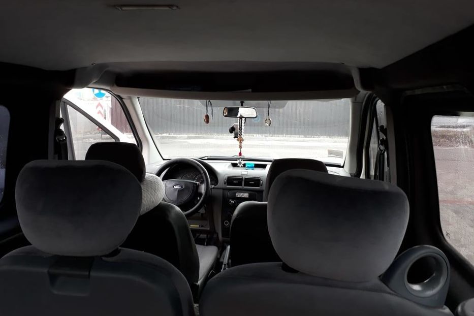 Продам Ford Transit Connect пасс. 2003 года в Киеве