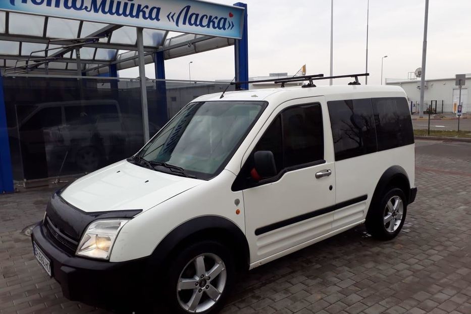 Продам Ford Transit Connect пасс. 2003 года в Киеве