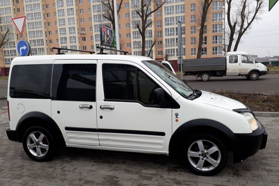 Продам Ford Transit Connect пасс. 2003 года в Киеве