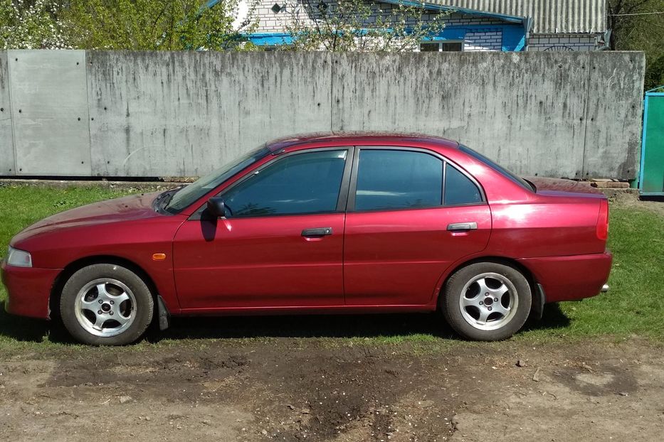 Продам Mitsubishi Lancer 1996 года в Киеве