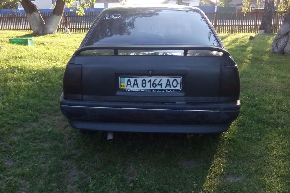 Продам Opel Omega 1988 года в г. Шепетовка, Хмельницкая область