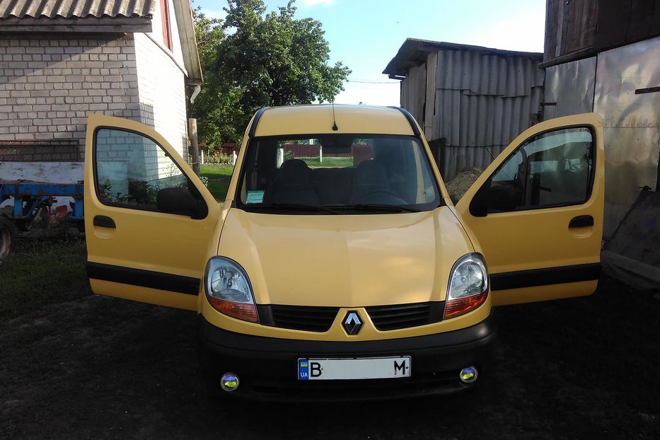 Продам Renault Kangoo пасс. 2006 года в г. Новомиргород, Кировоградская область