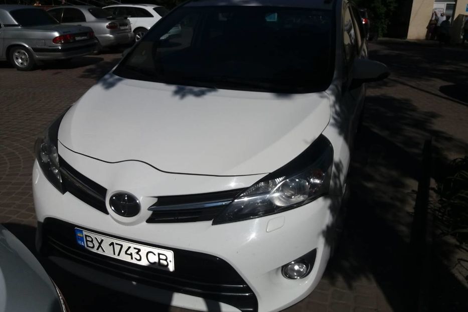 Продам Toyota Corolla Verso 2013 года в г. Каменец-Подольский, Хмельницкая область