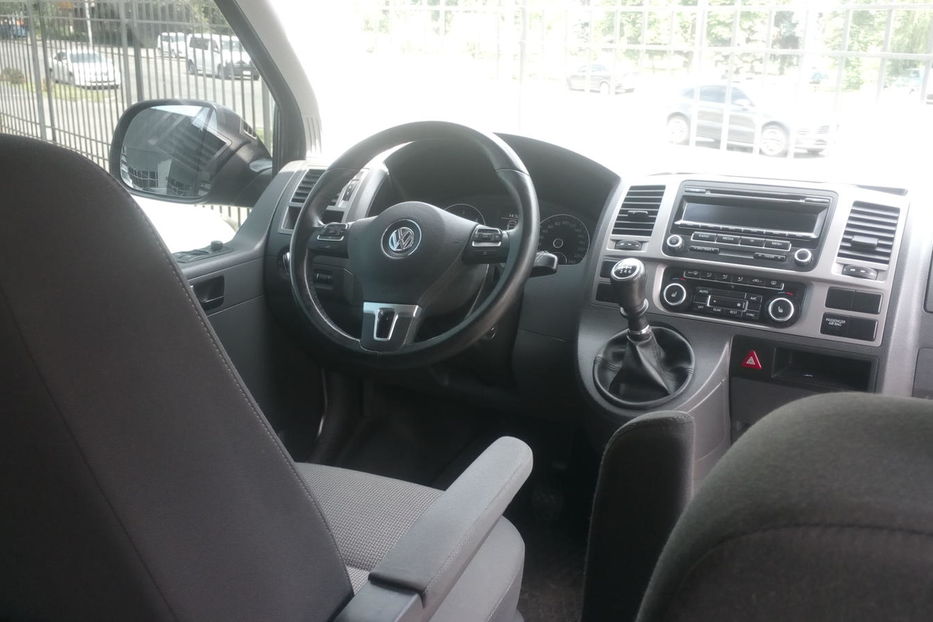 Продам Volkswagen Caravella 2013 года в Киеве