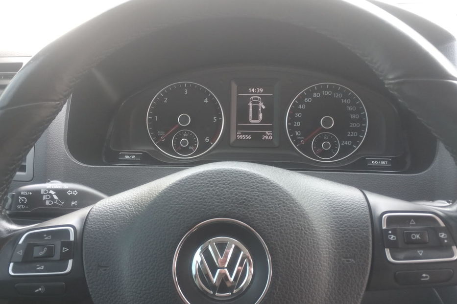 Продам Volkswagen Caravella 2013 года в Киеве