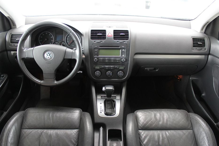 Продам Volkswagen Golf V 2005 года в Луганске