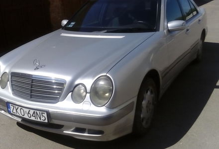 Продам Mercedes-Benz E-Class 220CDI 2001 года в Луцке