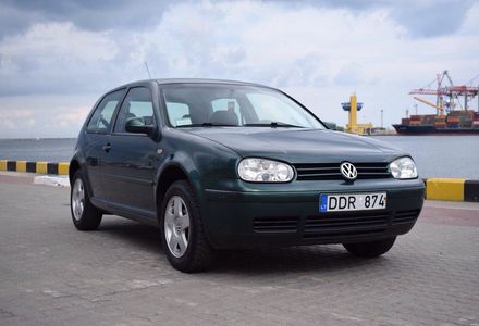 Продам Volkswagen Golf IV 1999 года в Одессе