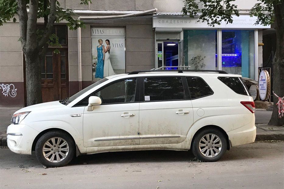 Продам SsangYong Rexton W 2014 года в Харькове