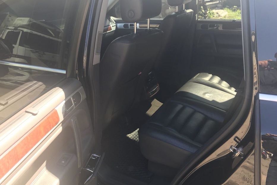 Продам Volkswagen Touareg 2005 года в Киеве