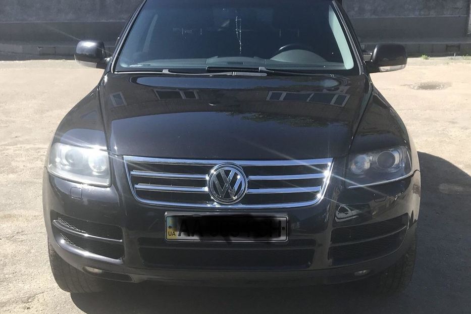 Продам Volkswagen Touareg 2005 года в Киеве