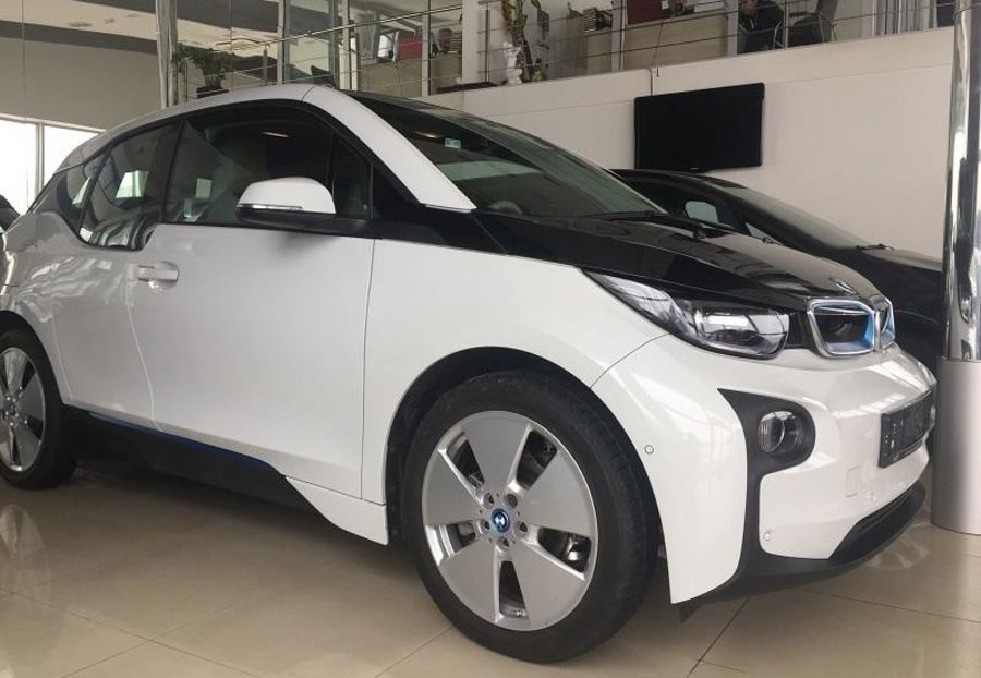 Продам BMW I3 2014 года в Харькове