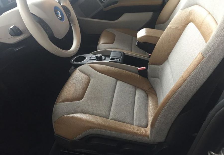 Продам BMW I3 2014 года в Харькове