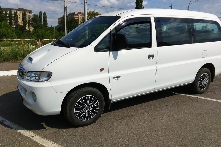 Продам Hyundai H1 пасс. 2004 года в г. Кривой Рог, Днепропетровская область