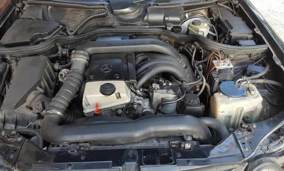 Продам Mercedes-Benz E-Class 210 1999 года в Киеве