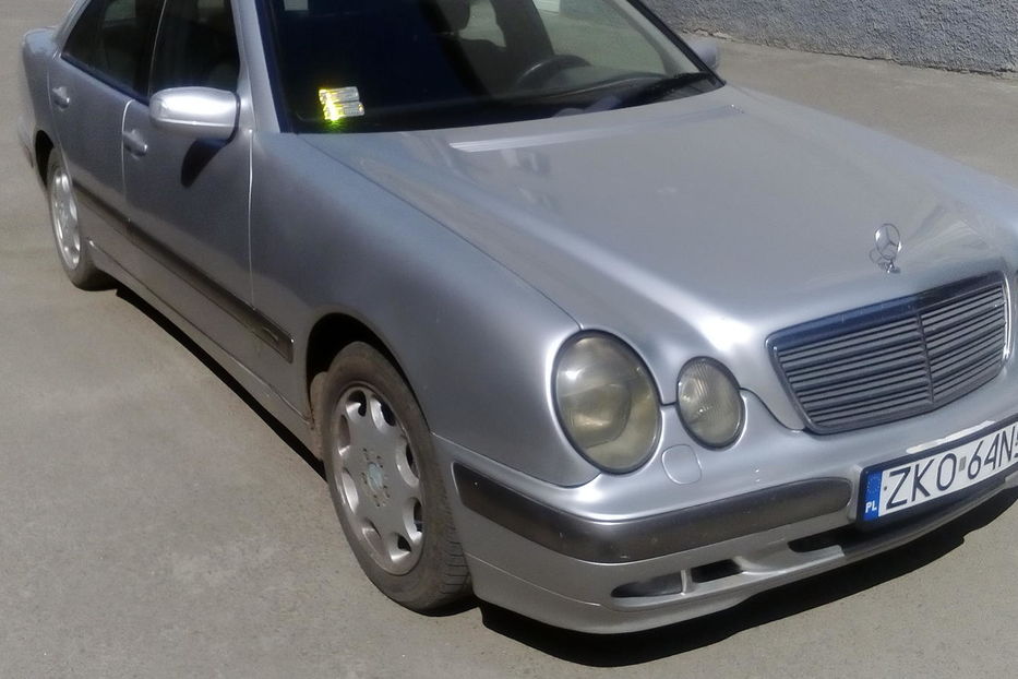 Продам Mercedes-Benz E-Class 220CDI 2001 года в Луцке