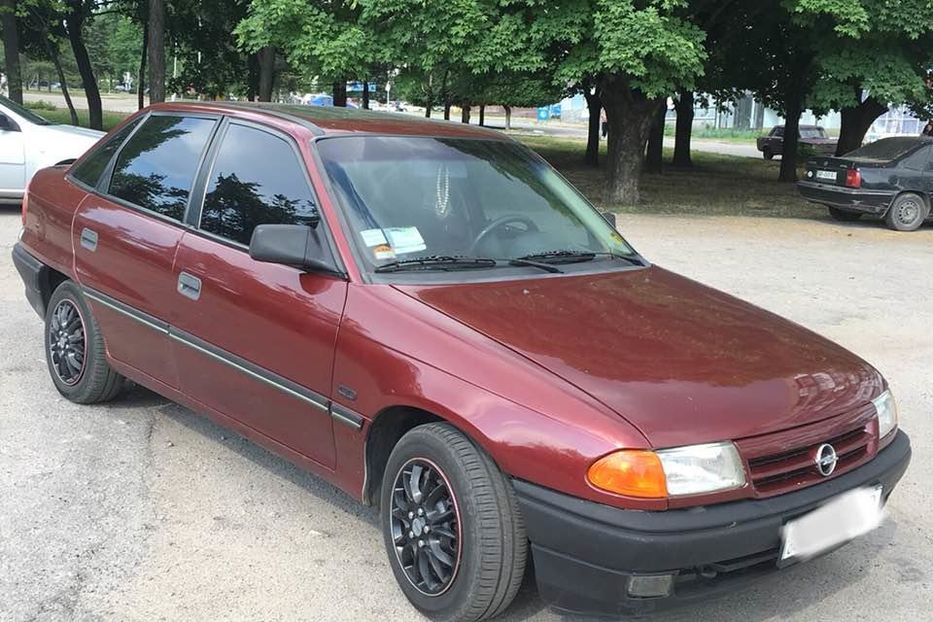 Продам Opel Astra G 1992 года в г. Орджоникидзе, Днепропетровская область