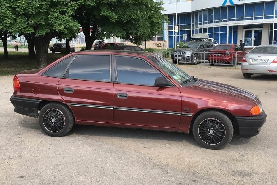 Продам Opel Astra G 1992 года в г. Орджоникидзе, Днепропетровская область