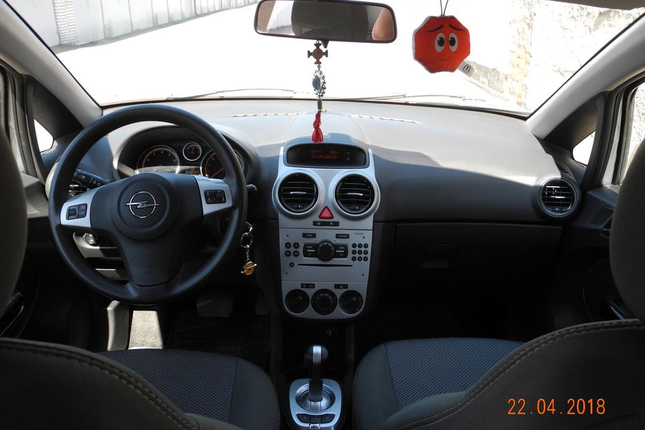 Продам Opel Corsa Enjoy 2013 года в Львове