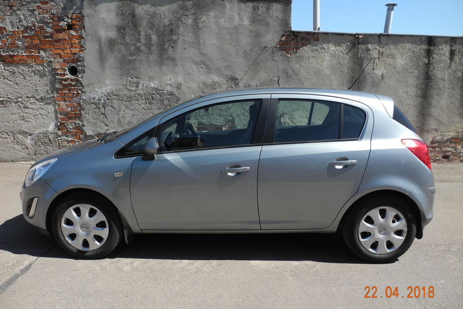 Продам Opel Corsa Enjoy 2013 года в Львове