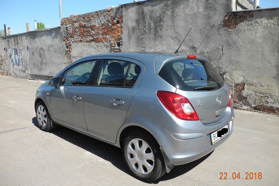 Продам Opel Corsa Enjoy 2013 года в Львове