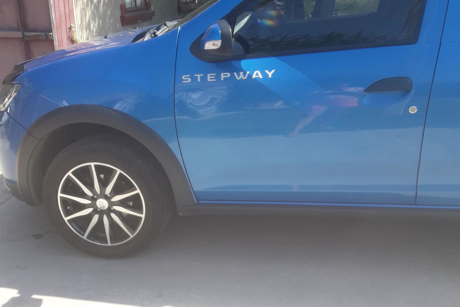Продам Renault Sandero StepWay 2014 года в г. Измаил, Одесская область