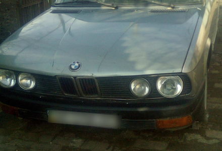 Продам BMW 520 520i 1987 года в Запорожье