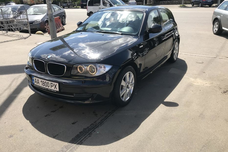 Продам BMW 118 2010 года в Киеве