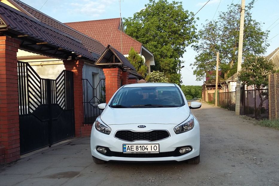 Продам Kia Ceed 2014 года в Днепре