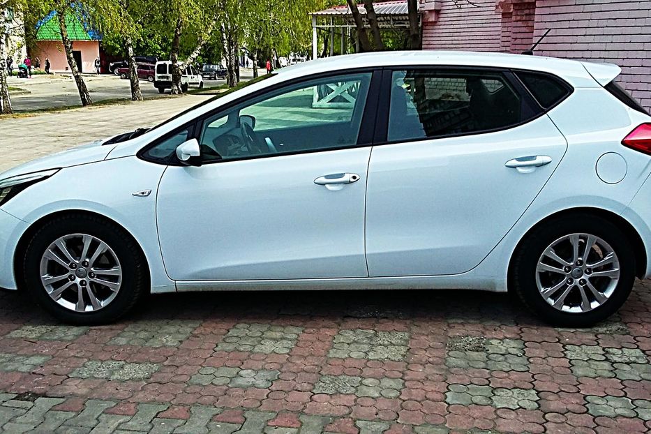 Продам Kia Ceed 2014 года в Днепре