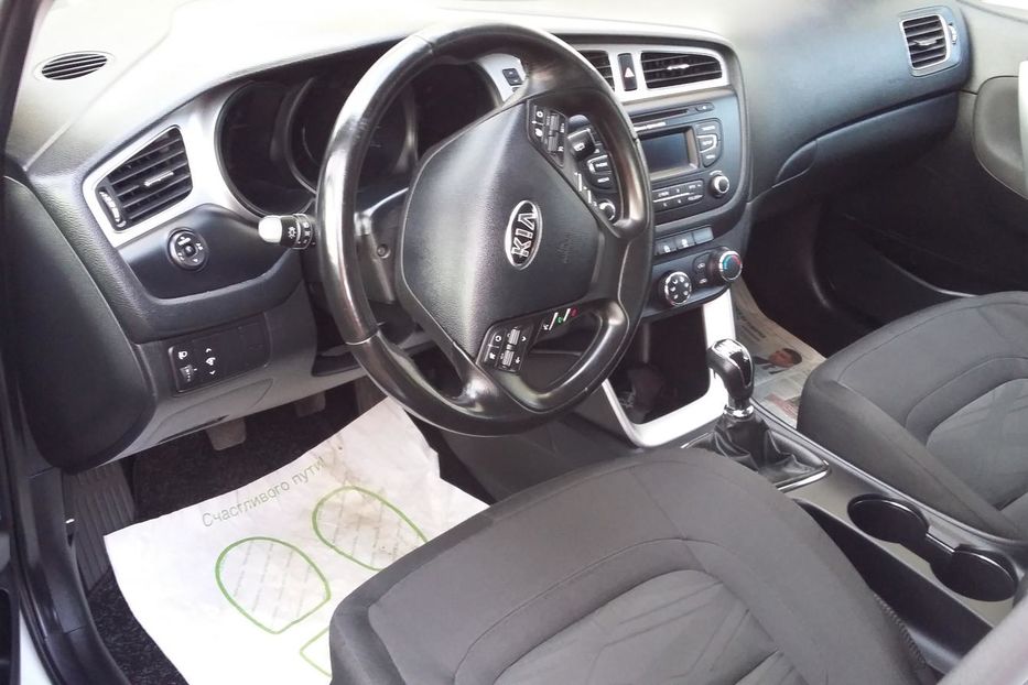 Продам Kia Ceed 2014 года в Днепре