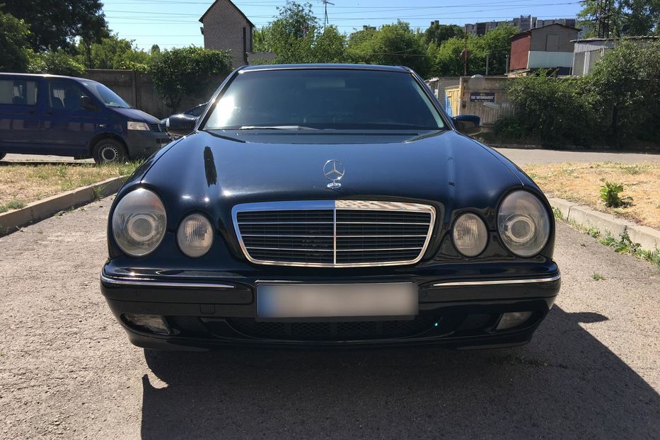 Продам Mercedes-Benz E-Class E240 W210 Avangarde 2002 года в Киеве