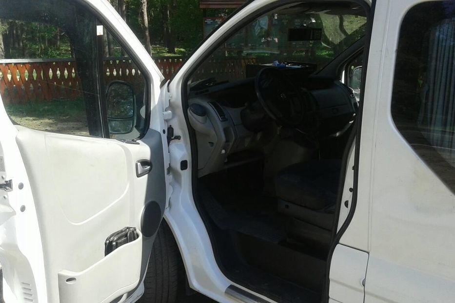 Продам Opel Vivaro пасс. 2008 года в г. Любомль, Волынская область