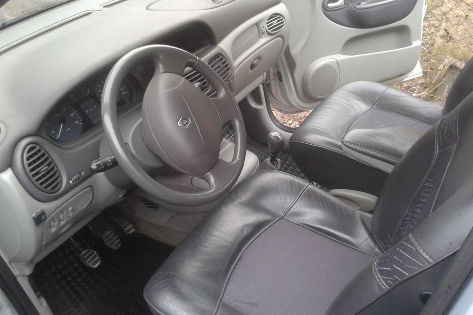 Продам Renault Scenic 2002 года в г. Хуст, Закарпатская область