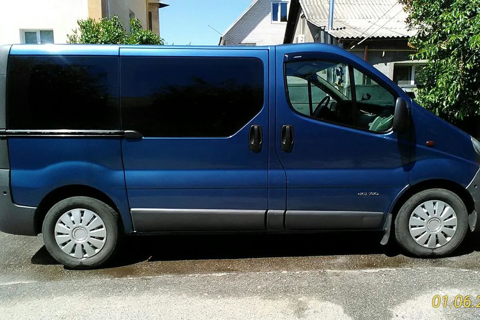 Продам Renault Trafic пасс. 2006 года в Киеве